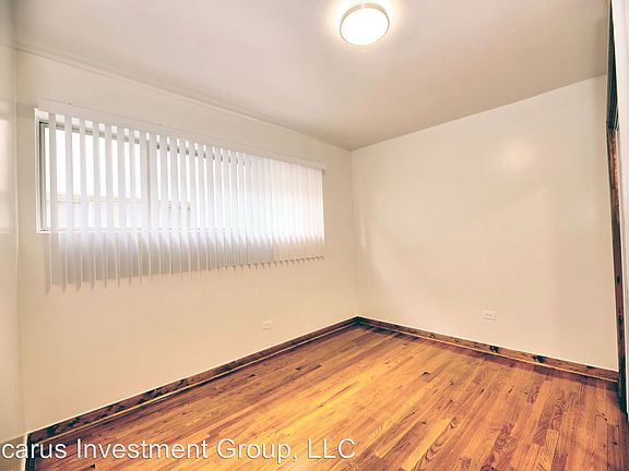 5th image of 3108 W 63rd St APT 3C