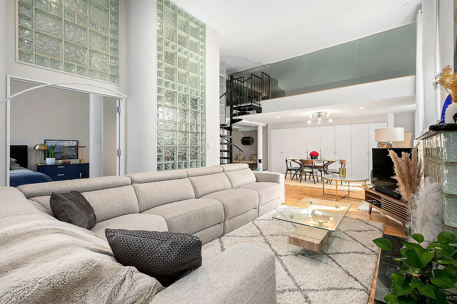 95 Greene St APT 2F, New York, NY 10012 Zillow