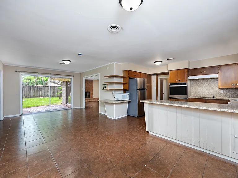 2 Circle Dr — Photo 25