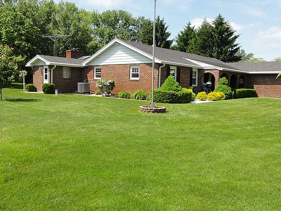 3rd image of 9578 Bellefontaine Rd