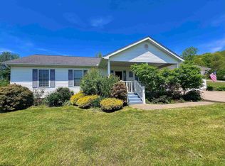 1 Lucille Ln, Morgantown, WV 26501