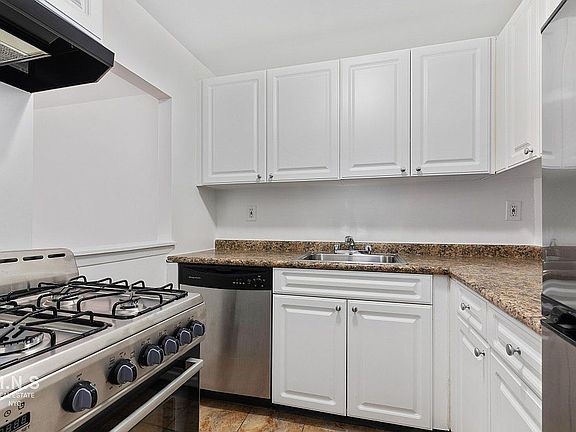 3rd image of 344 E 63rd St APT 5f