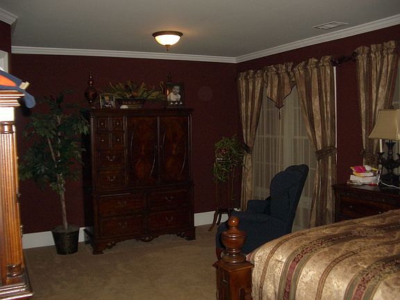 4th image of 505 Black Canyon Park