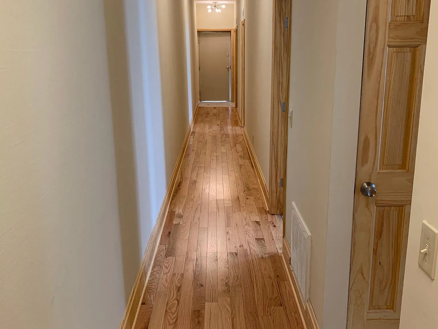 1724 Elm St — Photo 2