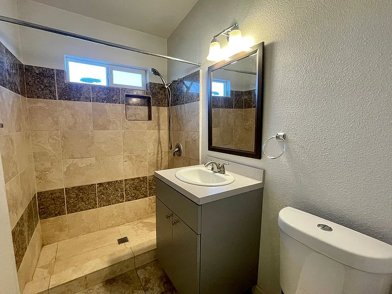 31890 Avenida La Paloma #A — Photo 8