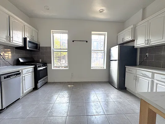 Rented by Corcoran | media 1