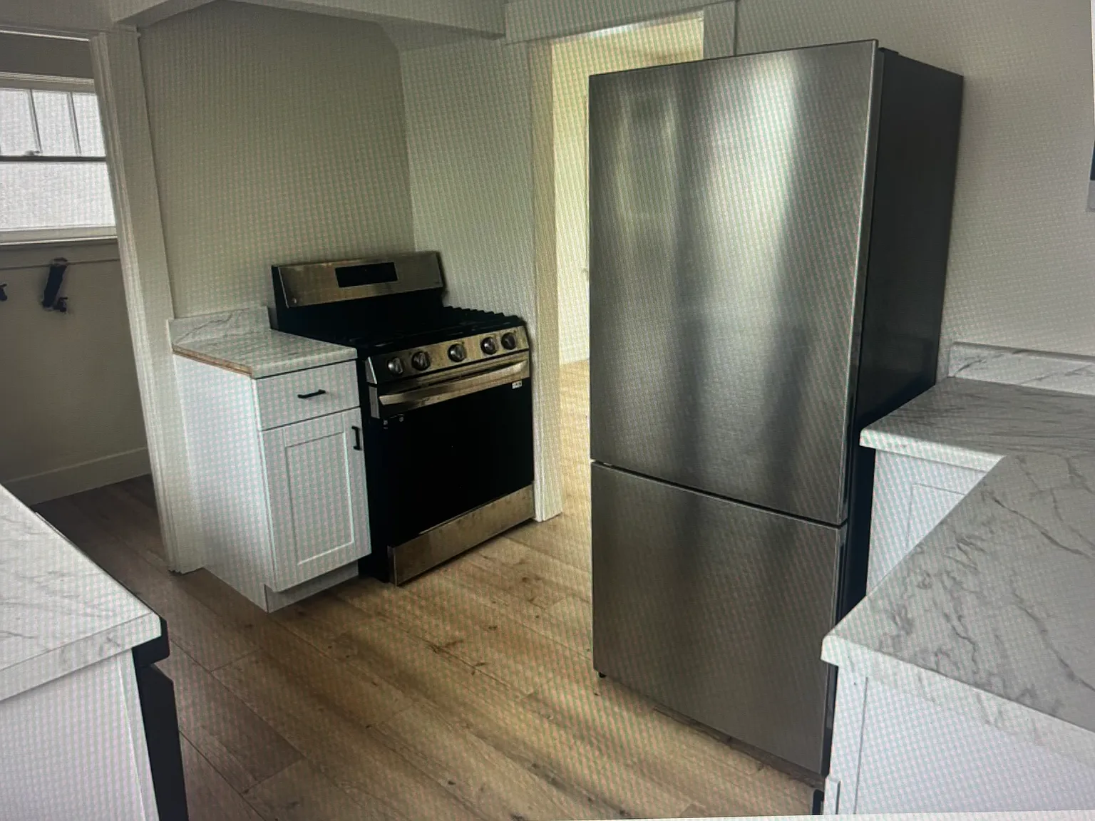1 bed, 1100 sqft, $2,800 — Photo 2
