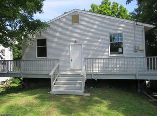 4 Foster Rd, Denville, NJ 07834