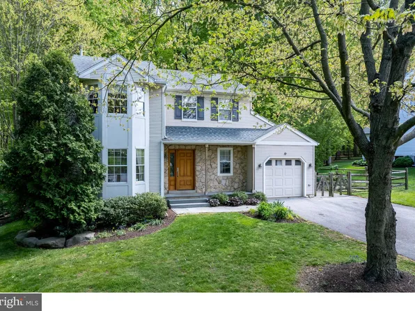 21 Canterbury Dr, Kennett Square, PA 19348