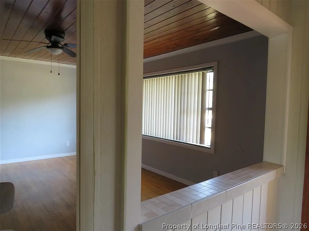 3 bed, 2.0 bath, 1802 sqft, $1,495 — Photo 4