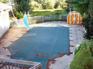 2065 Riverside Dr, Auburn, ME 04210