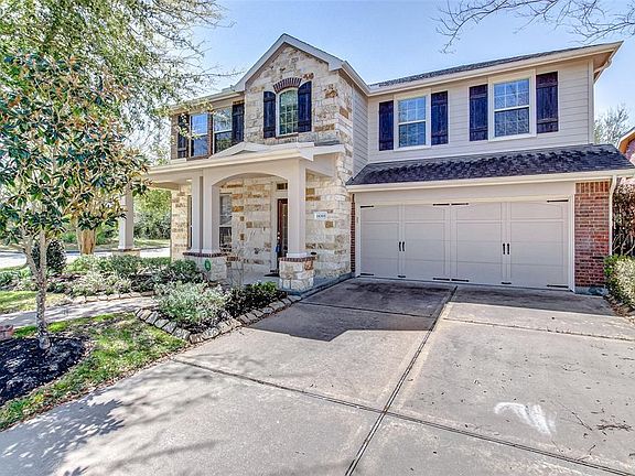 2nd image of 18303 Pin Oak Bend Dr