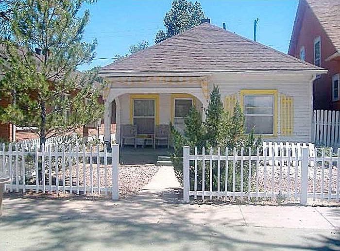 cute house!