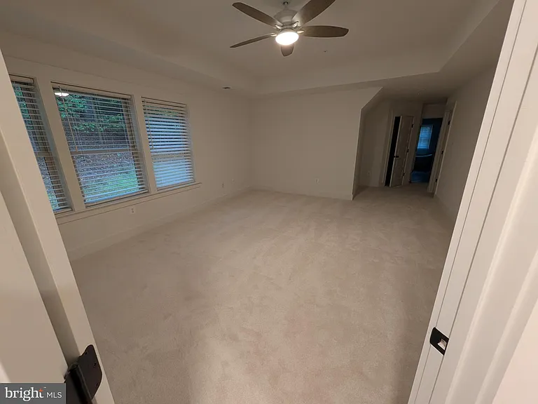 1490 Thurston Rd — Photo 10