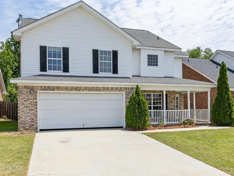 7598 Pleasantville Way — Photo 3