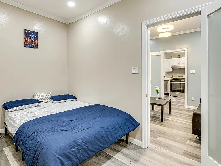 77 Laidlaw Ave #3 — Photo 8
