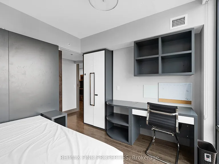 330 Phillip St #2709 — Photo 19