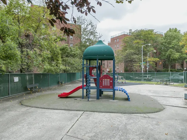 139-15 83rd Avenue image 21 of 21