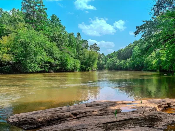 46.40 Ashley Dr #3 & 4, Cleveland, GA 30528