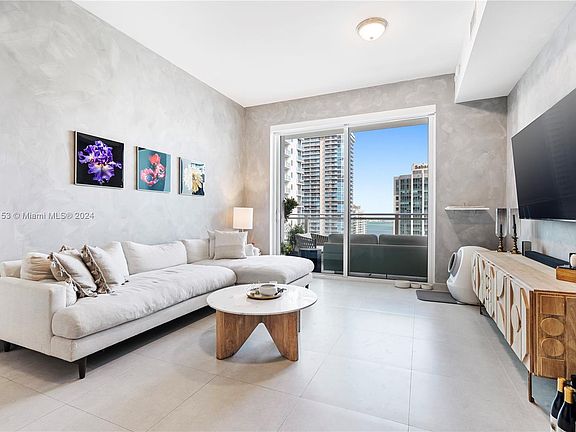 5th image of 1080 Brickell Ave Unit 2806
