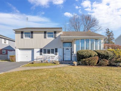 35 Loretta Drive, Syosset, NY, 11791