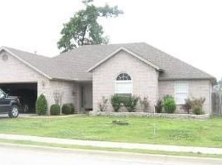 3250 Woodbridge Rd, Springdale, AR 72762