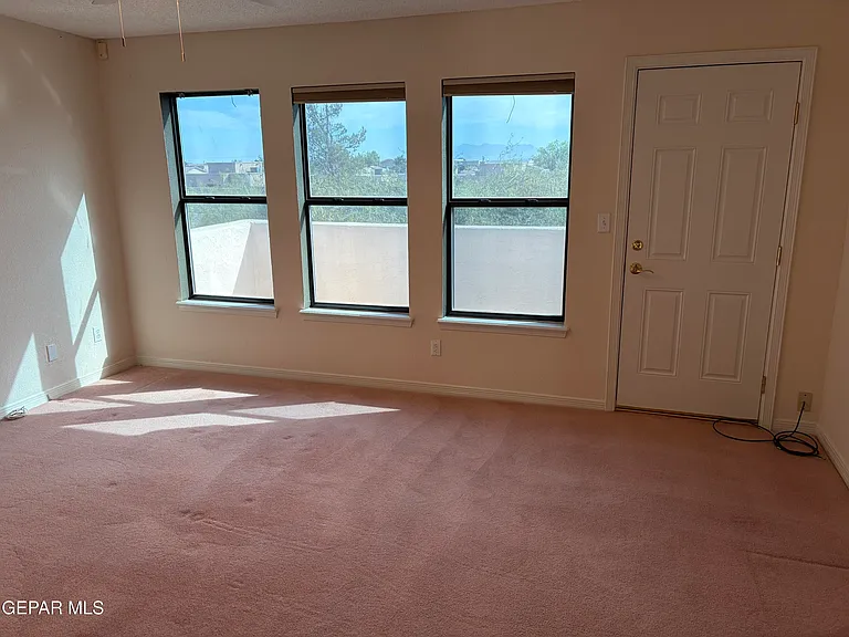320 Avenida Mirador — Photo 15