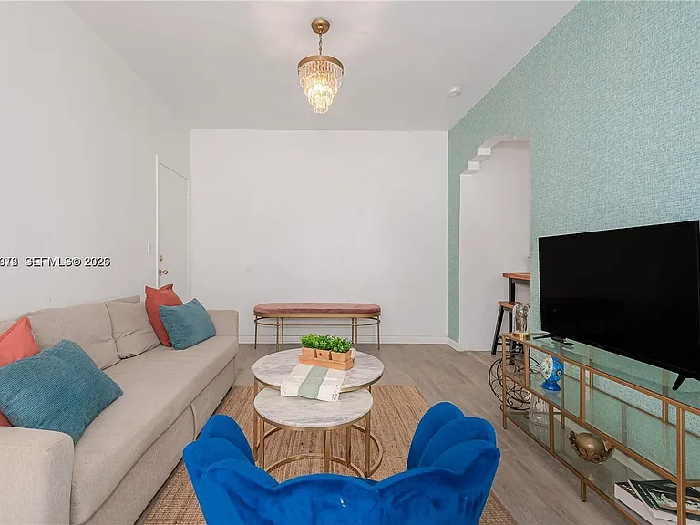 530 15th St #104 — Photo 7