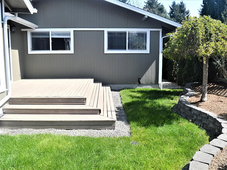 15327 111th Ave NE — Photo 32