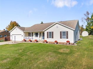 3193 Sanitarium Rd, Akron, OH 44312