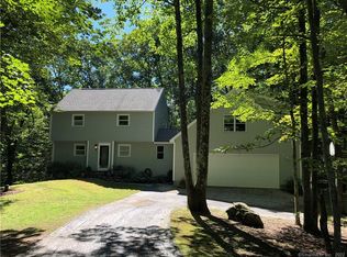 51 Sextons Hollow Rd, Canton, CT 06019