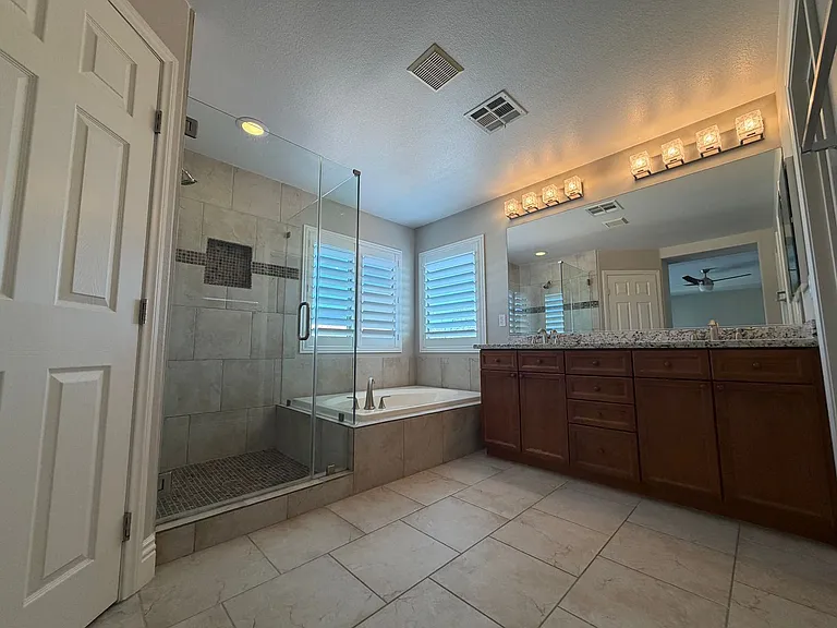 9239 Camden Heights Ct — Photo 9
