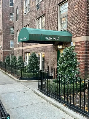 Sold by Esther Flynn Real Estate | media 11