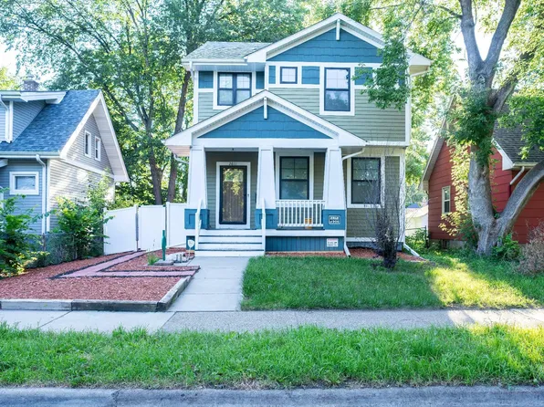 2611 James Ave N, Minneapolis, MN 55411