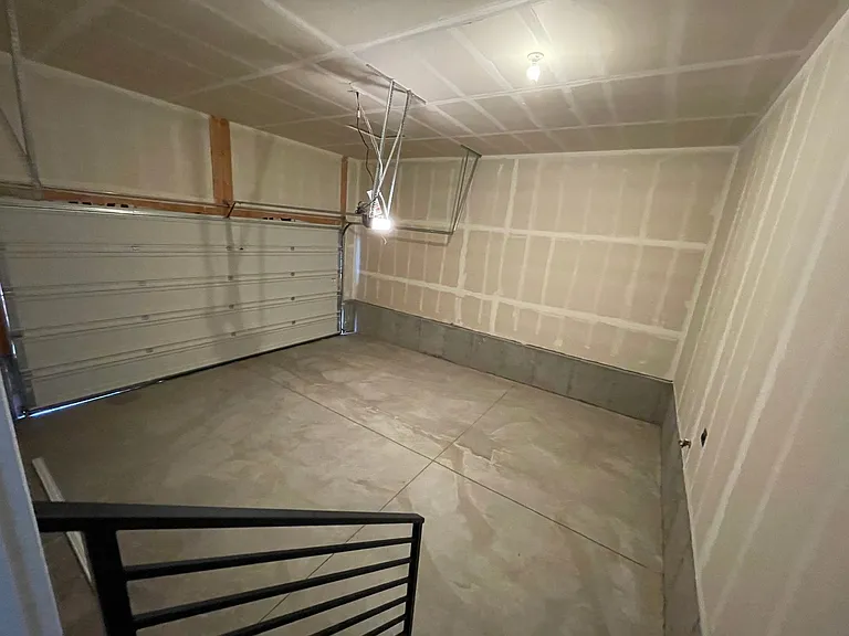 4380 W Bergen Ln — Photo 29