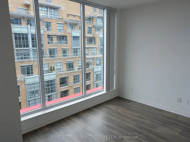 435 Richmond St W #1410 — Photo 8