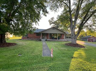 5984 Us Highway 421 S, McKee, KY 40447