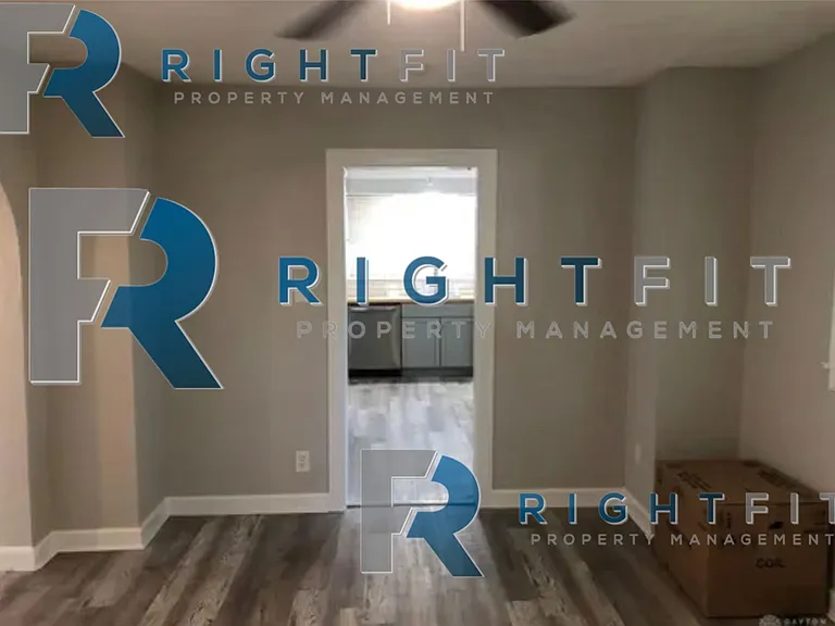 1430 Cory Dr — Photo 8