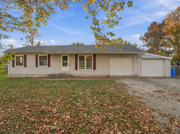 4160 Avon Dr, Dorr, MI 49323