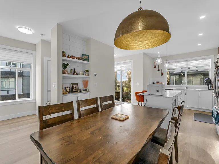 17528 60th Ave #1 — Photo 9