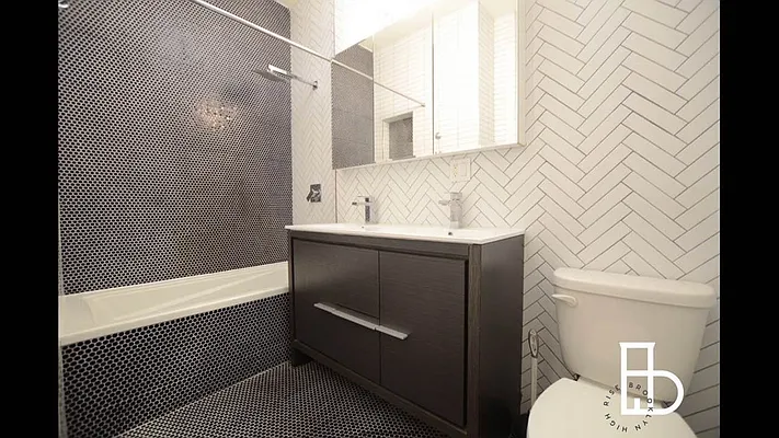 Rented by Roomeze | media 8