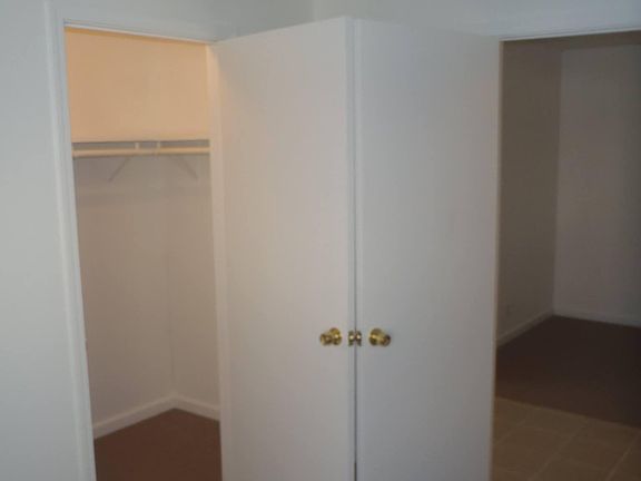 4th image of 4029 Will Rogers Dr #13