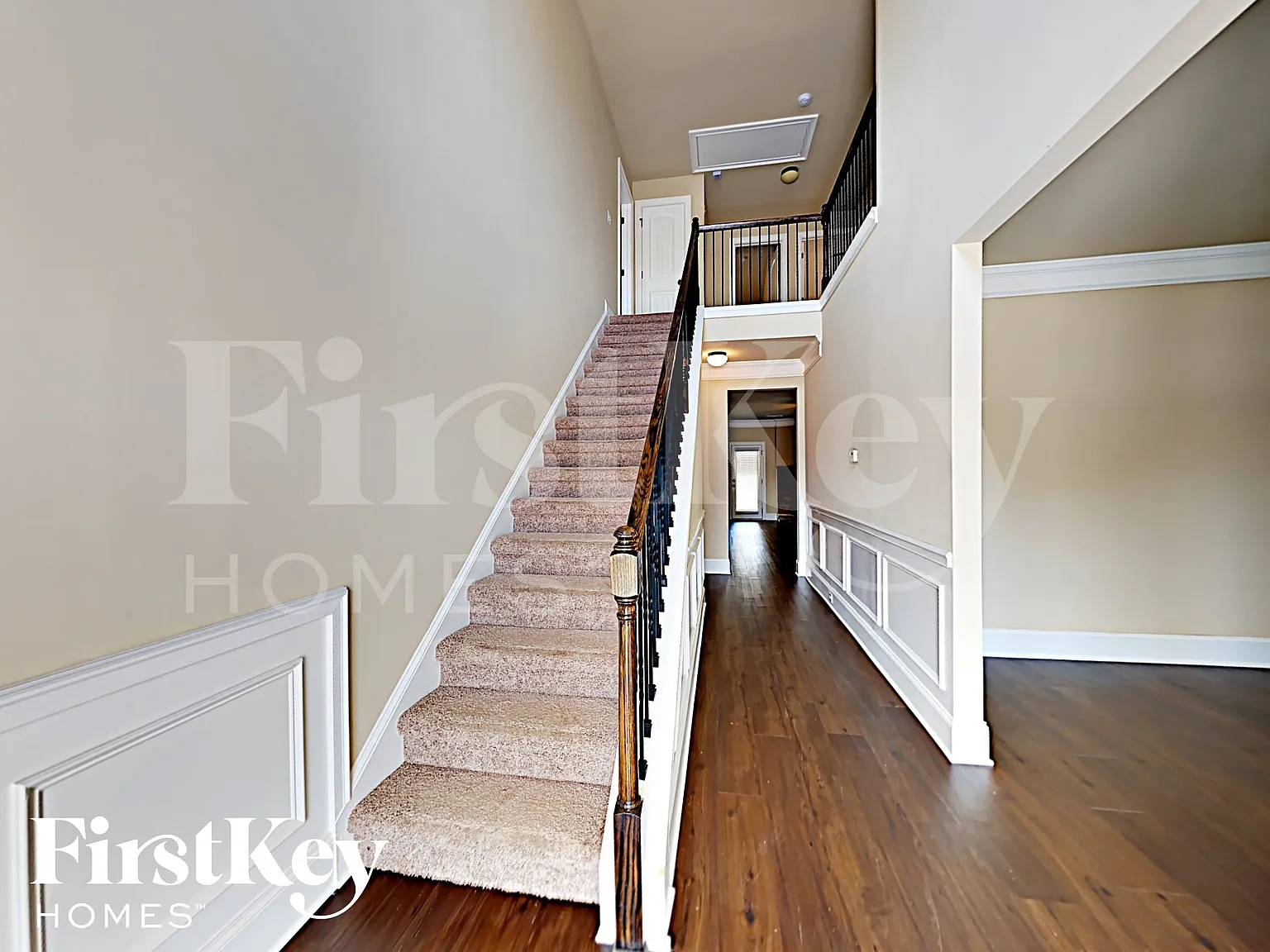 5 bed, 3.0 bath, 3108 sqft, $3,465 — Photo 2