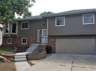 6611 S 110th St, Omaha, NE 68137