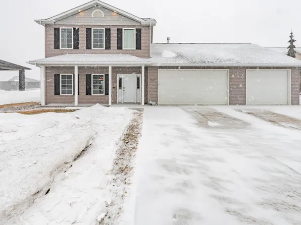 4110 Bayport Pl SE, Mandan, ND 58554