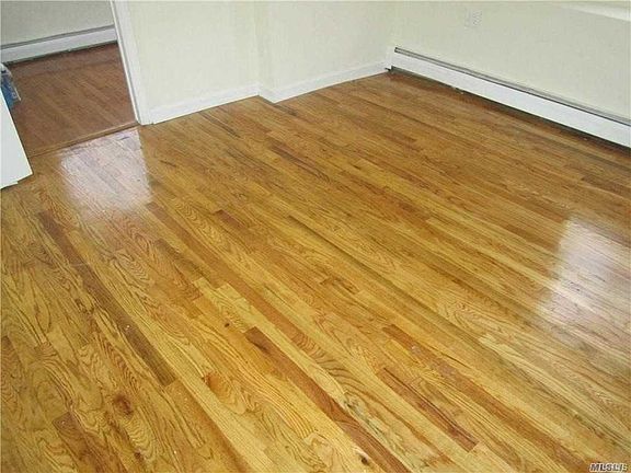 4th image of 2888 Wickham Ave