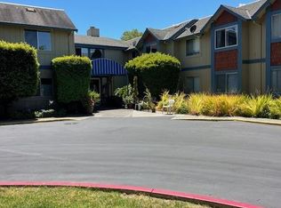 210 Vista Prieta Ct, Santa Cruz, CA 95062