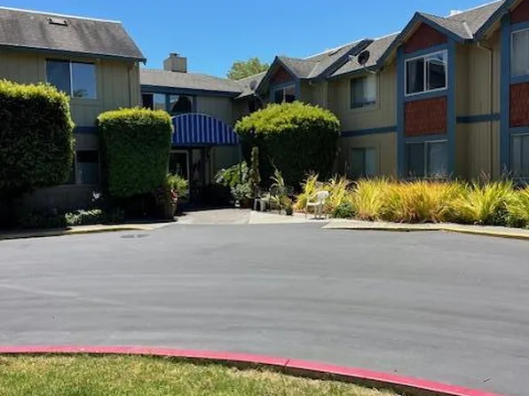 210 Vista Prieta Ct, Santa Cruz, CA 95062