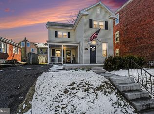 258 E Water St, Middletown, PA 17057