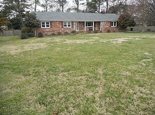 1621 Wildwood Dr, Virginia Beach, VA 23454